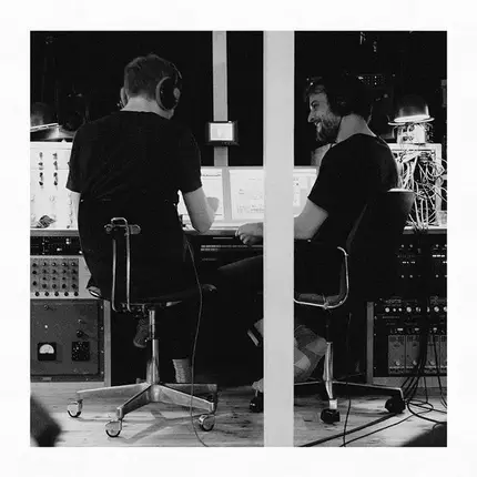 Olafur Arnalds &Nils Frahm - Trance Frendz