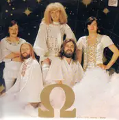 Omega - Omega 8: Csillagok Útján