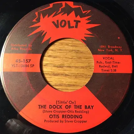Otis Redding - (Sittin' On) The Dock Of The Bay