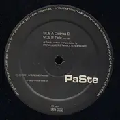 Paste - District 9 / Tolle