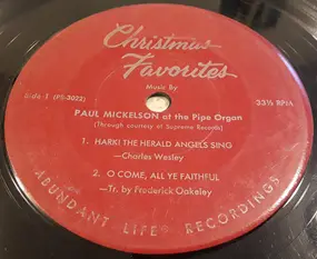 Paul Mickelson - Christmas Favorites