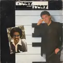 7'' - Paul McCartney - Ebony And Ivory - Push-out centre