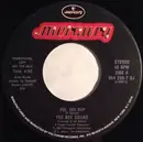 7inch Vinyl Single - Pee Bee Squad - Pee Bee Rap