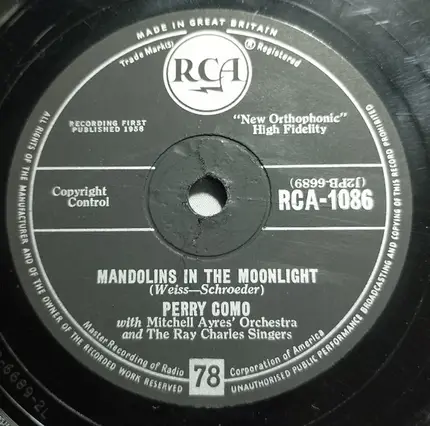 Perry Como - Love Makes The World Go Around / Mandolins In The Moonlight