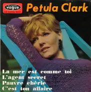 Petula Clark - La Mer Est Comme Toi