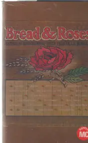 Pete Seeger - Bread & Roses: Festival Of Acoustic Music