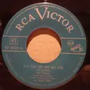 7inch Vinyl Single - Phil Spitalny And His Hour Of Charm All-Girl Choir And Eddie Fisher - It's You-No One But You /  Galloping Comedians