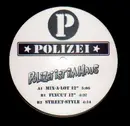 12'' - Polizei - Polizei ist im Haus