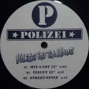 Polizei - Polizei Ist im Haus