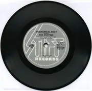 7inch Vinyl Single - Puppies - Mechanical Beat