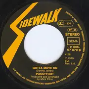 7inch Vinyl Single - Pussyfoot - Lay Your Love On The Line