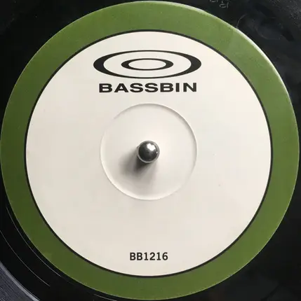 Random Movement - Stars In The Dark  / Struggle To The Grave