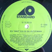 LP - Regensburger Kinderchor - Es Tanzt Ein Bi-Ba-Butzemann (Die Schönsten Kinderlieder)