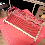 Vinyl Storage - Retro Single Ständer - für 50 Singles, rot/blau