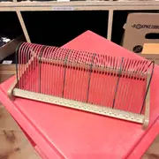 Vinyl Storage - Retro Single Ständer - für 50 Singles, rot/schwarz