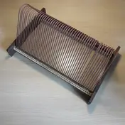 Retro Single Ständer - aus Holz, für 50 Singles, rot/gold