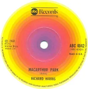 Richard Harris - McArthur Park / The Yard Went On Forever