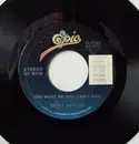 7inch Vinyl Single - Ricky Skaggs - You Make Me Feel Like A Man / Rendezvous