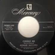 Ronnie Gaylord - Cuddle Me