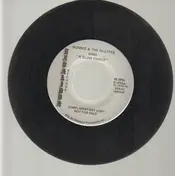 The Hi-Lites - A Slow Dance / Looped