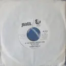 7inch Vinyl Single - Robert Goulet - I Never Did As I Was Told / In The Broken Promise Land Of Fifteen