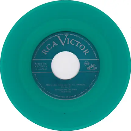 Roy Rogers And Dale Evans - Smiles Are Made Out Of Sunshine