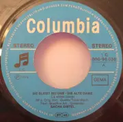 7inch Vinyl Single - Sacha Distel - Sie Bleibt Bei Uns - Die Alte Dame / Was Keiner Weiß
