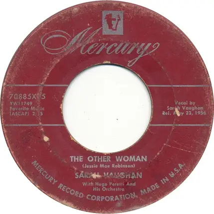 Sarah Vaughan With The Hugo Peretti Orchestra - Fabulous Character