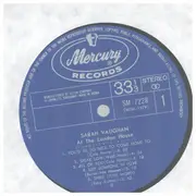 LP - Sarah Vaughan - On Stage At The London House And Mr Kelly's