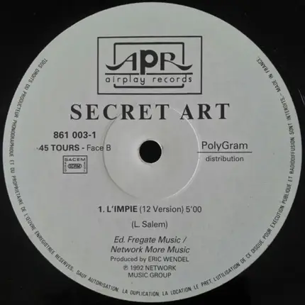 Secret Art - Chapeau Melon Et Bottes De Cuir