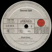 12inch Vinyl Single - Secret Gift - Bass-Line / Rush Hour