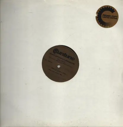 Seven Saturdays Orchestra Feat. Oona - Everybody Needs Somebody Sometimes