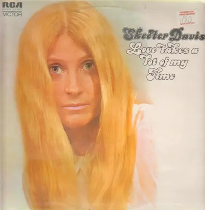 Skeeter Davis - Love Takes A Lot Of My Time