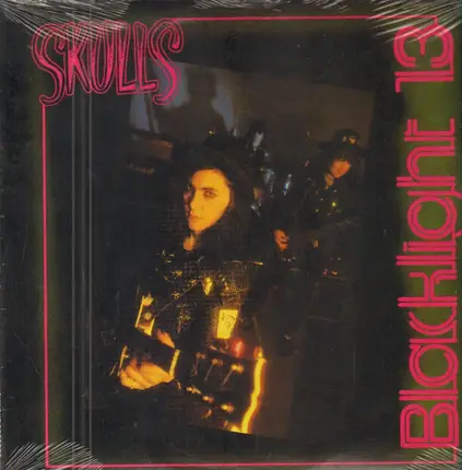 Skulls - Blacklight 13