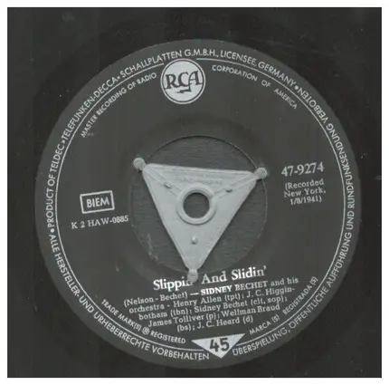 Sidney Bechet And His New Orleans Feetwarmers - Egyptian Fantasy