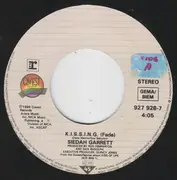 7inch Vinyl Single - Siedah Garrett - K.I.S.S.I.N.G.