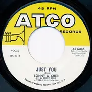 7'' - Sonny & Cher - Just You / Sing C'est La Vie