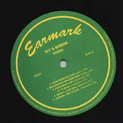 Double LP - Sly & Robbie - Riddim: The Best Of Sly & Robbie In Dub 1978 To 1980