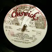LP - Sniff 'n' the Tears - Fickle Heart