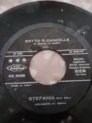 Stefania - Albergo 'E L'Allegria / Sotto 'E Cancelle