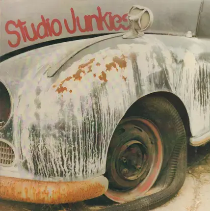 Steppin' Razor - Studio Junkies