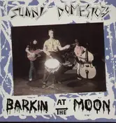 Sunny Domestozs - barking at the moon