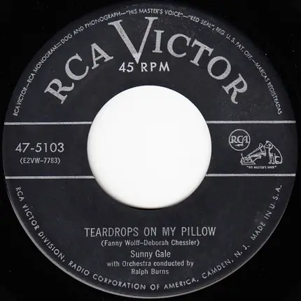 Sunny Gale - A Stolen Waltz / Teardrops On My Pillow
