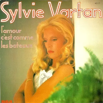 Sylvie Vartan - L'amour C'est Comme Les Bateaux